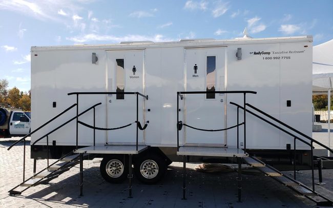 22 foot Executive Restroom Trailer