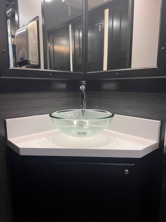 38 L-Class ADA LR (16)